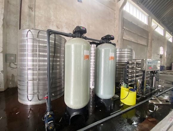 吴圩淀粉厂3吨反渗透纯净水设备