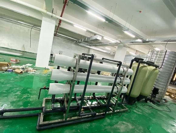 海南制冰厂6吨/小时渗透纯净水设备